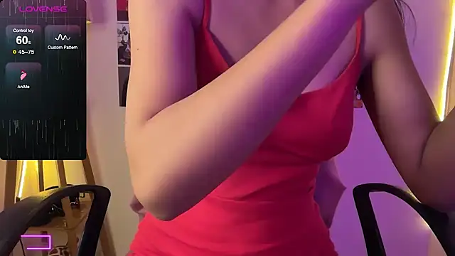 Snapshot of simrann_69 chatting on March 2025 04:05:02 AM simrann 69 online show from March 2025 04:05:02 AM