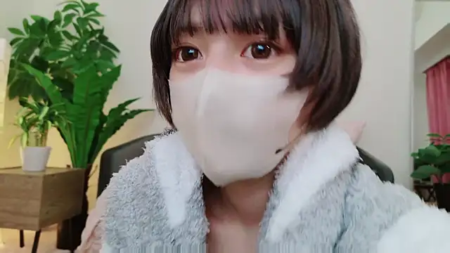 Snapshot of cohaku_329 chatting on January 2025 03:19:01 PM cohaku 329 online show from January 2025 03:19:01 PM