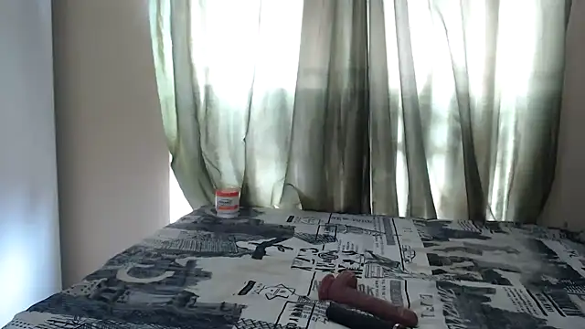 Foxybrownxx1 online show from March 2026 01:00:01 PM