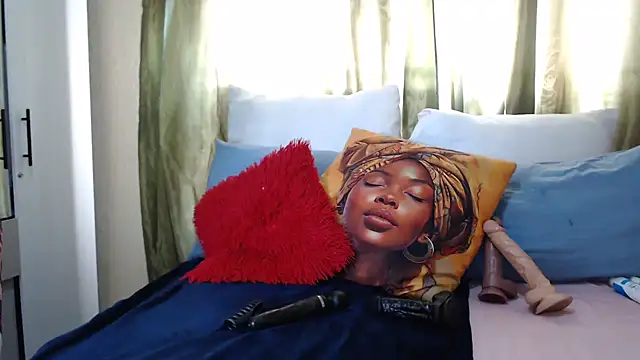 Foxybrownxx1 online show from November 2025 07:12:01 AM