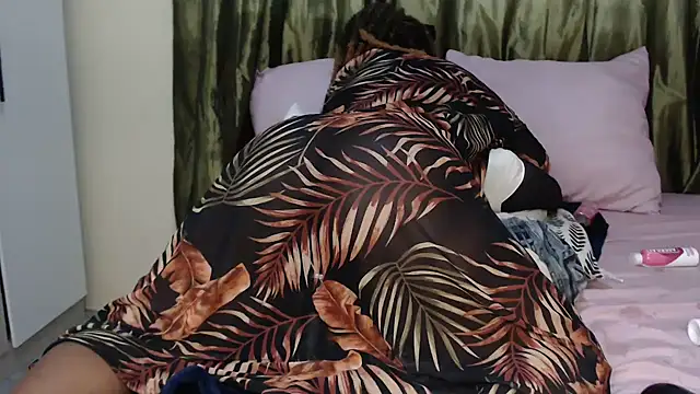 Foxybrownxx1 online show from November 2025 06:19:01 PM