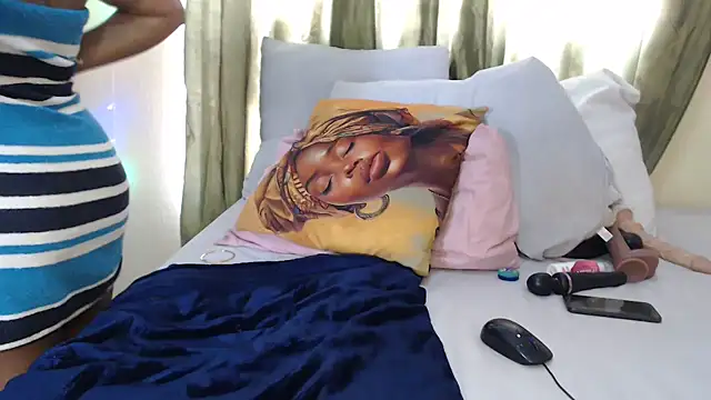 Foxybrownxx1 online show from December 2025 06:49:02 AM