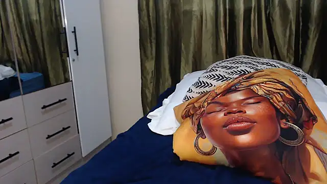 Foxybrownxx1 online show from November 2025 08:30:01 PM