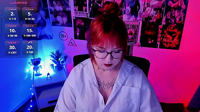 Snapshot of Rudy_02 chatting on October 2025 06:52:02 PM Rudy 02 online show from October 2025 06:52:02 PM