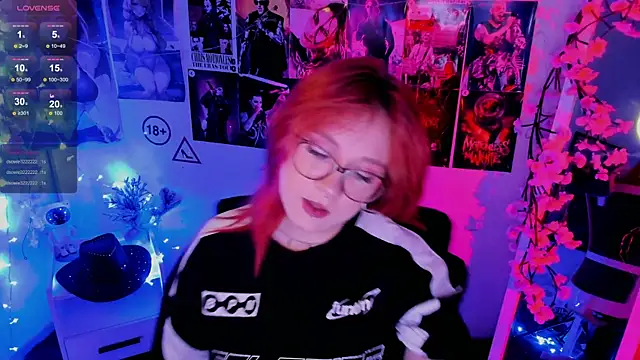 Snapshot of Rudy_02 chatting on December 2025 06:36:02 AM Rudy 02 online show from December 2025 06:36:02 AM