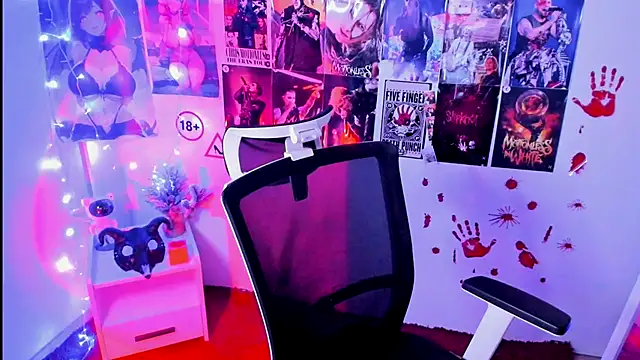 Snapshot of Rudy_02 chatting on October 2025 10:24:02 AM Rudy 02 online show from October 2025 10:24:02 AM