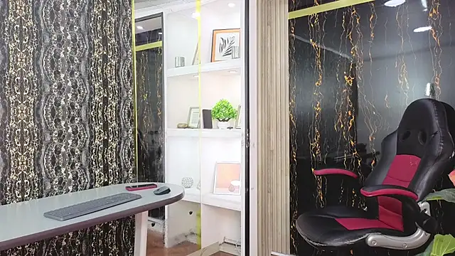 MirandaRossi online show from March 2026 11:58:01 AM