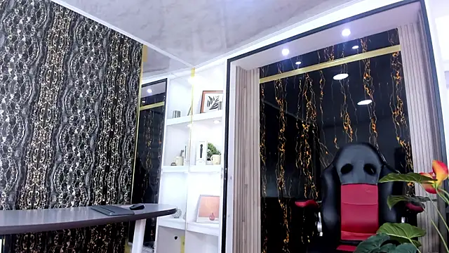 MirandaRossi online show from February 2026 02:56:01 AM