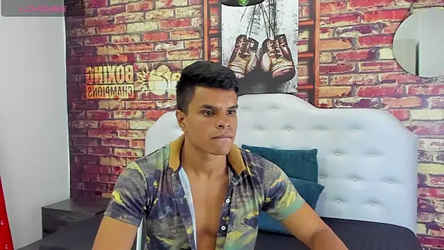 Derek Lustfordx online show from September 2025 11:27:01 AM