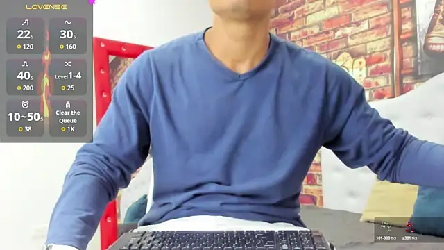 Derek Lustfordx online show from September 2025 12:43:02 PM