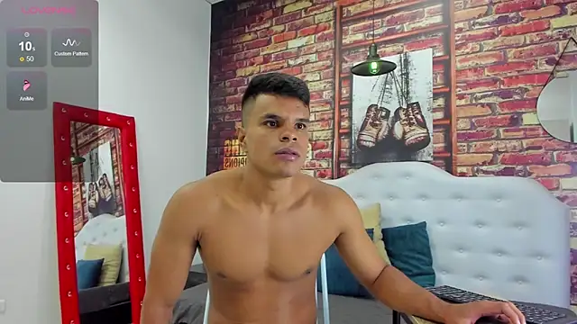Derek Lustfordx online show from October 2025 11:56:02 AM