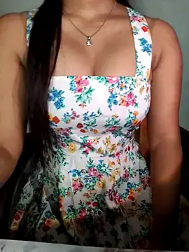 Snapshot of QueenOfHeart_07 chatting on February 2025 03:15:02 PM QueenOfHeart 07 online show from February 2025 03:15:02 PM