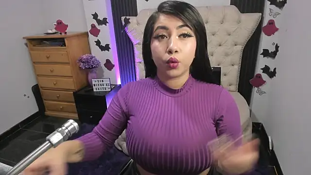 Snapshot of Sexy_cristall_ chatting on November 2025 11:08:02 PM Sexy cristall online show from November 2025 11:08:02 PM