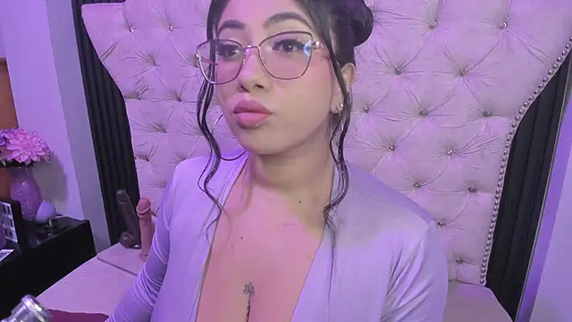 Sexy cristall  online show from March 2026 07:15:01 PM