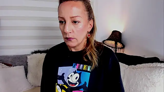 Snapshot of Sammykatt chatting on March 2026 05:09:02 PM Sammykatt online show from March 2026 05:09:02 PM