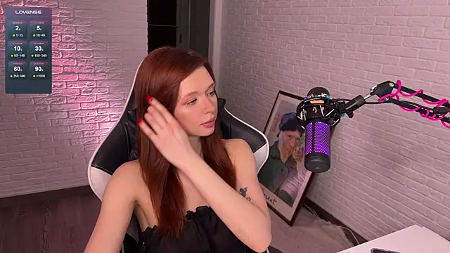 Snapshot of mirai_meeow chatting on January 2025 04:42:01 PM mirai meeow online show from January 2025 04:42:01 PM