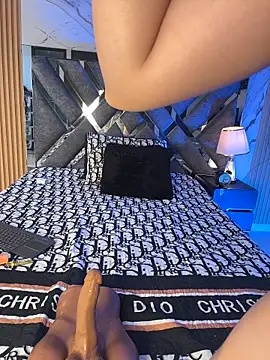 Snapshot of LylaLee111 chatting on November 2025 01:04:02 PM LylaLee111 online show from November 2025 01:04:02 PM