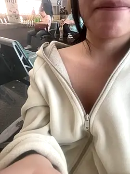 zqq5522 online show from December 2025 08:46:02 AM