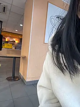 zqq5522 online show from December 2025 06:38:02 AM