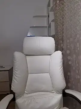 Snapshot of MaMa_1960 chatting on January 2025 04:39:01 PM MaMa 1960 online show from January 2025 04:39:01 PM