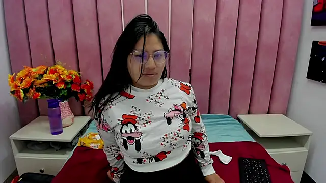 Snapshot of Miaa_Smiith_ chatting on September 2025 03:01:02 AM Miaa Smiith online show from September 2025 03:01:02 AM