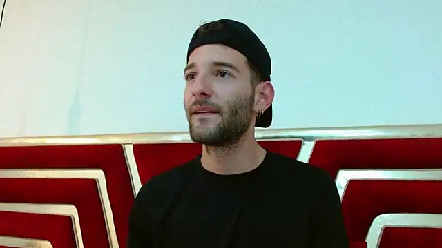 Snapshot of Christopher_saint chatting on April 2026 01:01:02 PM Christopher saint online show from April 2026 01:01:02 PM