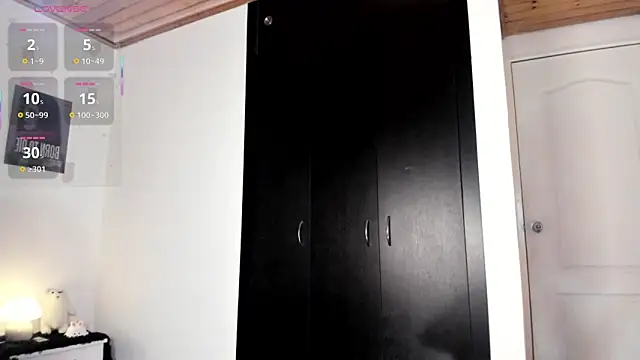 HannaKim online show from February 2026 01:00:01 PM