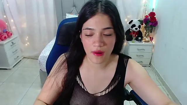 Snapshot of Alison_girl20 chatting on March 2025 08:32:02 PM Alison girl20 online show from March 2025 08:32:02 PM