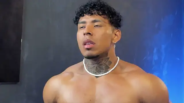 Snapshot of bradley_smith chatting on November 2025 06:13:02 AM bradley smith online show from November 2025 06:13:02 AM