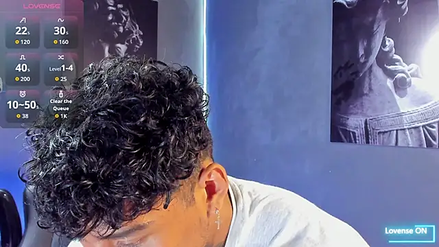 Snapshot of bradley_smith chatting on October 2025 03:41:02 AM bradley smith online show from October 2025 03:41:02 AM