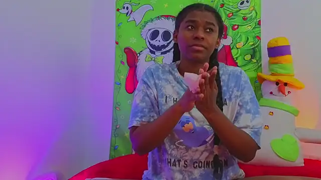 Snapshot of ChannelCox1 chatting on December 2025 06:26:01 AM ChannelCox1 online show from December 2025 06:26:01 AM