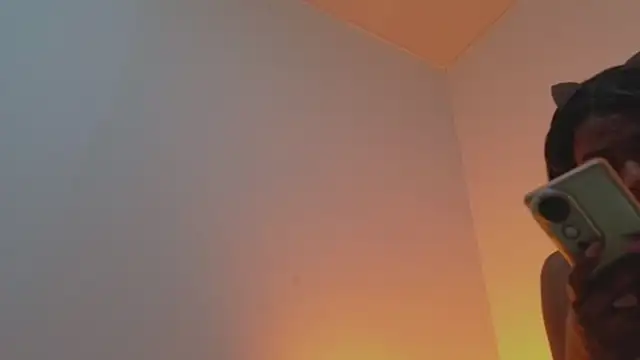 ChannelCox1 online show from November 2025 05:40:01 AM