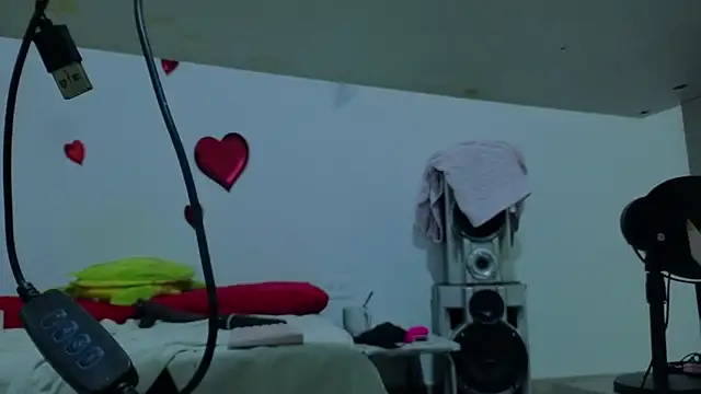 Snapshot of ChannelCox1 chatting on February 2026 03:52:02 PM ChannelCox1 online show from February 2026 03:52:02 PM