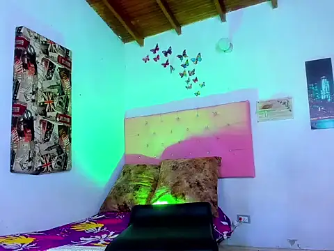 Snapshot of Ambarhilton chatting on October 2025 12:20:01 AM Ambarhilton online show from October 2025 12:20:01 AM