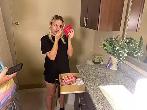 girlfriendmissy online show from March 2026 03:57:02 PM