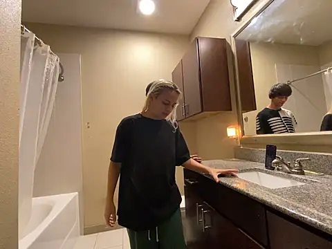 girlfriendmissy online show from February 2025 08:55:01 PM