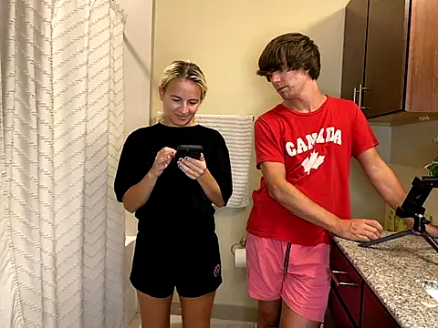 girlfriendmissy online show from September 2025 12:29:02 AM