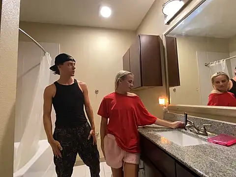 girlfriendmissy online show from February 2025 07:23:01 PM