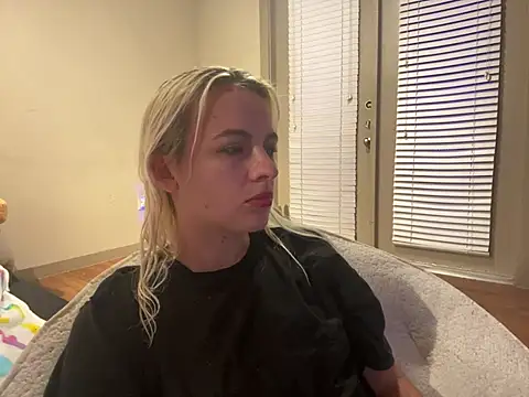 girlfriendmissy online show from February 2025 03:14:02 AM