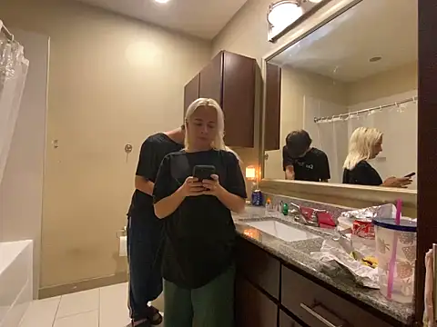 girlfriendmissy online show from March 2025 02:52:01 AM