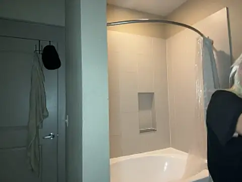 girlfriendmissy online show from November 2025 09:09:02 PM