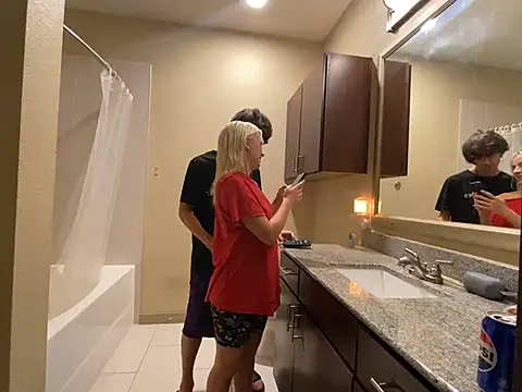 girlfriendmissy online show from February 2025 12:41:02 AM