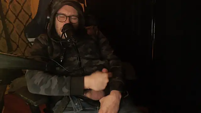 chicostick413 online show from February 2026 12:23:01 AM