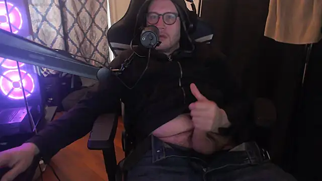 chicostick413 online show from February 2026 01:00:02 PM