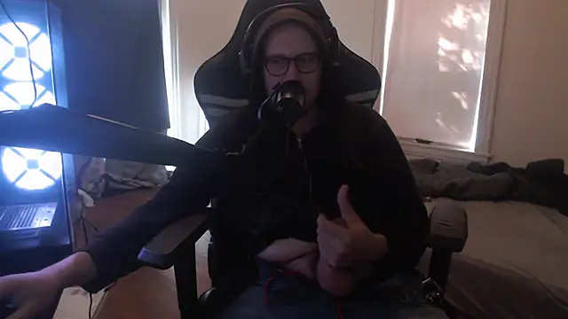 Snapshot of chicostick413 chatting on October 2025 05:25:01 PM chicostick413 online show from October 2025 05:25:01 PM