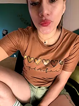 Snapshot of Bckystonee chatting on October 2025 09:05:02 PM Bckystonee online show from October 2025 09:05:02 PM