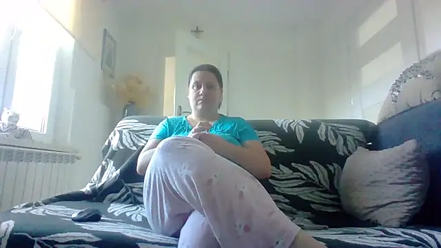 Snapshot of ReifeVenna chatting on October 2025 09:12:02 AM ReifeVenna online show from October 2025 09:12:02 AM