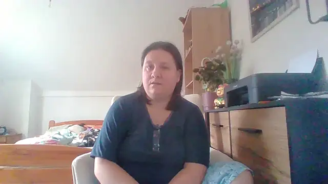 Snapshot of ReifeVenna chatting on September 2025 07:20:01 AM ReifeVenna online show from September 2025 07:20:01 AM