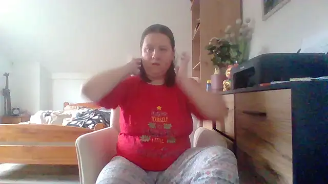 Snapshot of ReifeVenna chatting on October 2025 07:20:02 AM ReifeVenna online show from October 2025 07:20:02 AM