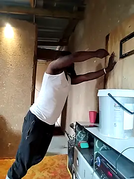 Snapshot of Chocolate_factory_man chatting on November 2025 08:03:02 AM Chocolate factory man online show from November 2025 08:03:02 AM